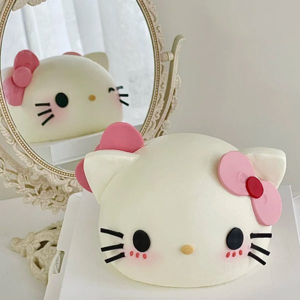 Hello Kitty 你好凯蒂 on Sale